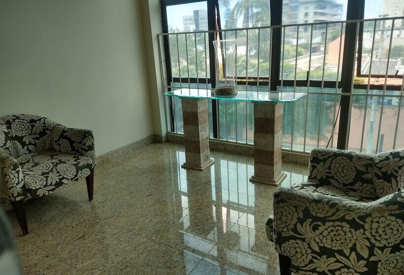 Crystal Plaza Hotel Marista