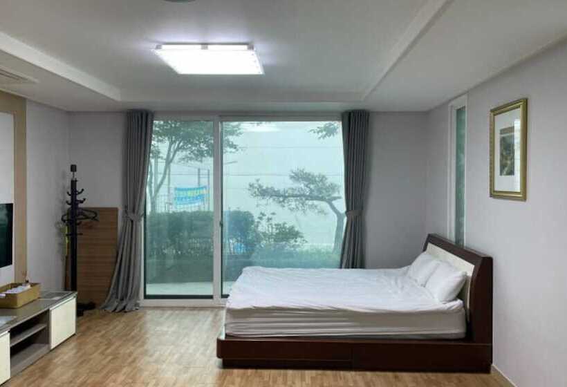 Daebudo Ocean Ville Pension