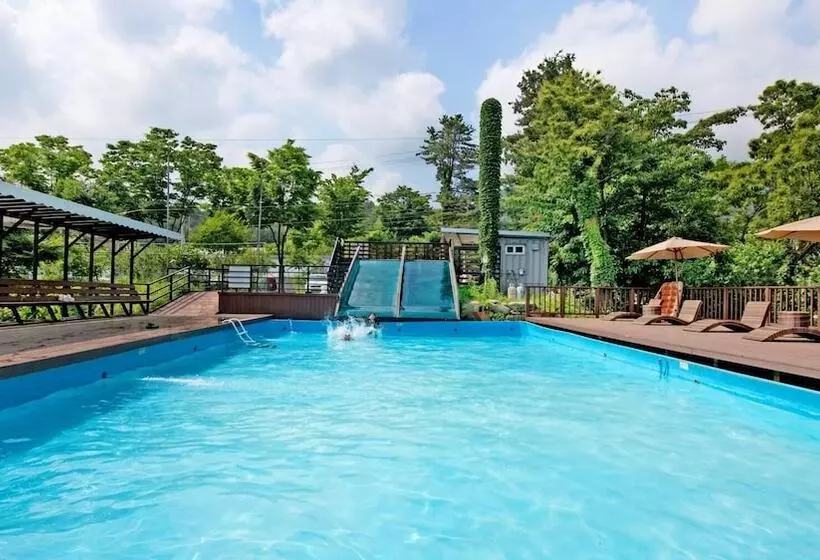 Gapyeong Himong  Aegyeon Kids Pension