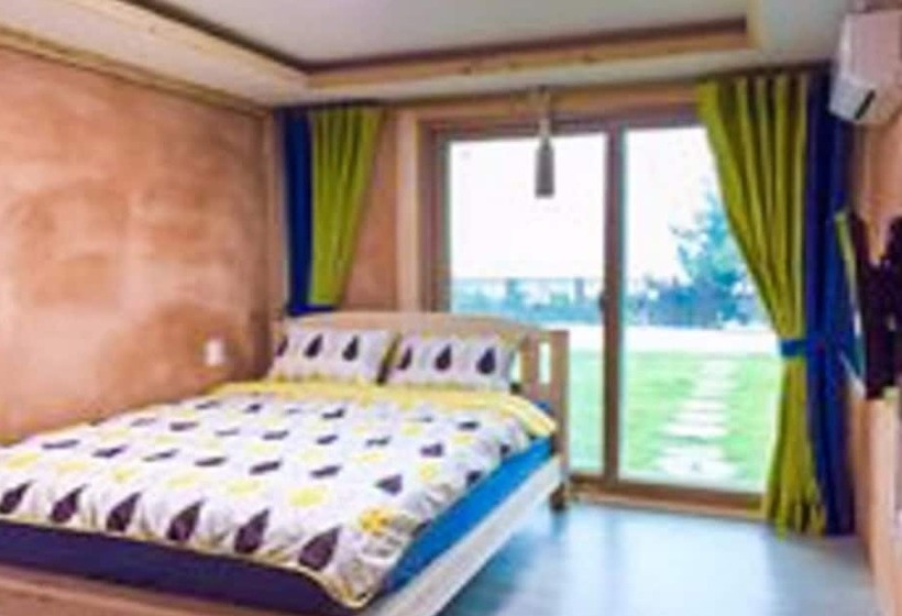 Goheung Maldives Pension