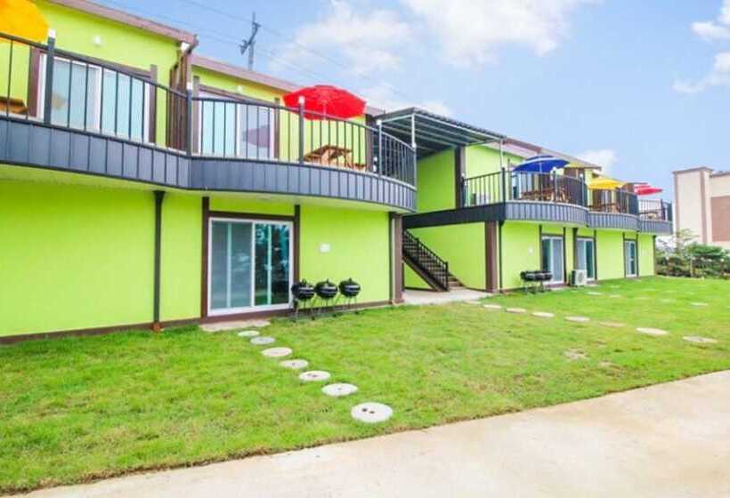 Goheung Maldives Pension