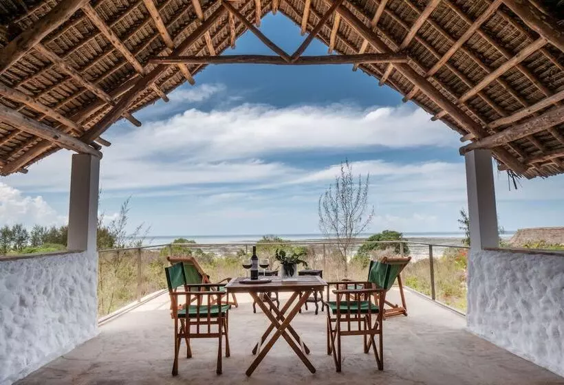 Hotelli Amani Villas Nature Retreat