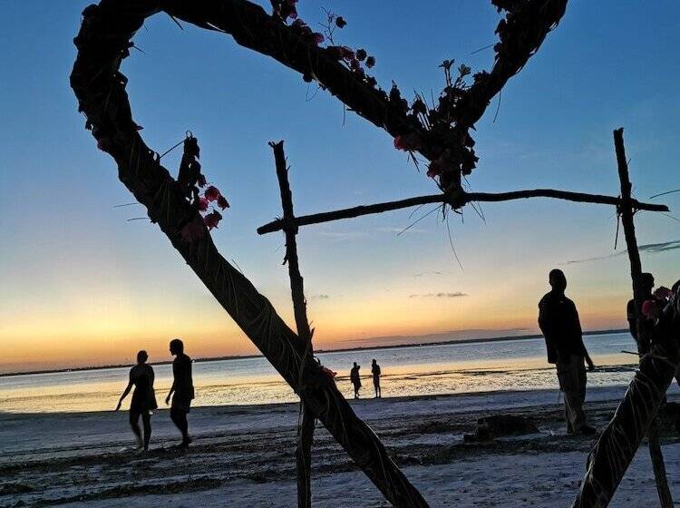 בית מלון כפרי Amani Villas Nature Retreat