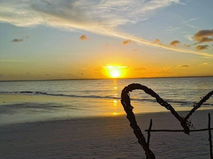 בית מלון כפרי Amani Villas Nature Retreat