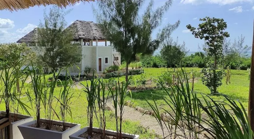 Hotelli Amani Villas Nature Retreat