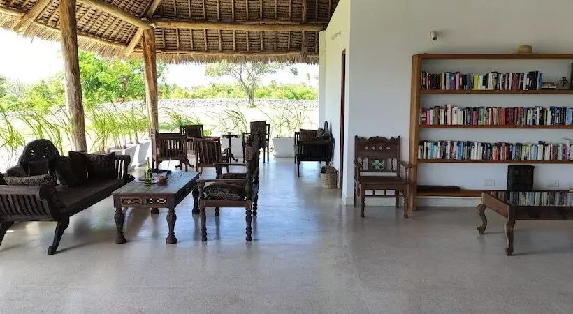 Hotelli Amani Villas Nature Retreat