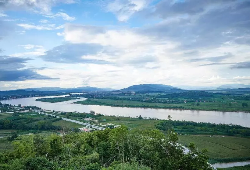 Hotelli Athita The Hidden Court Chiang Saen