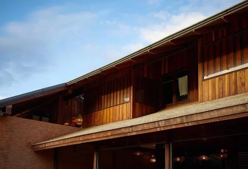 Hotelli Athita The Hidden Court Chiang Saen