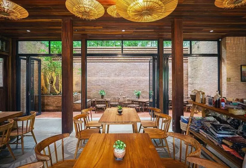 Hotelli Athita The Hidden Court Chiang Saen