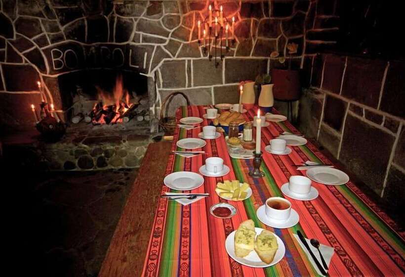 Отель Bomboli Cloud Forest