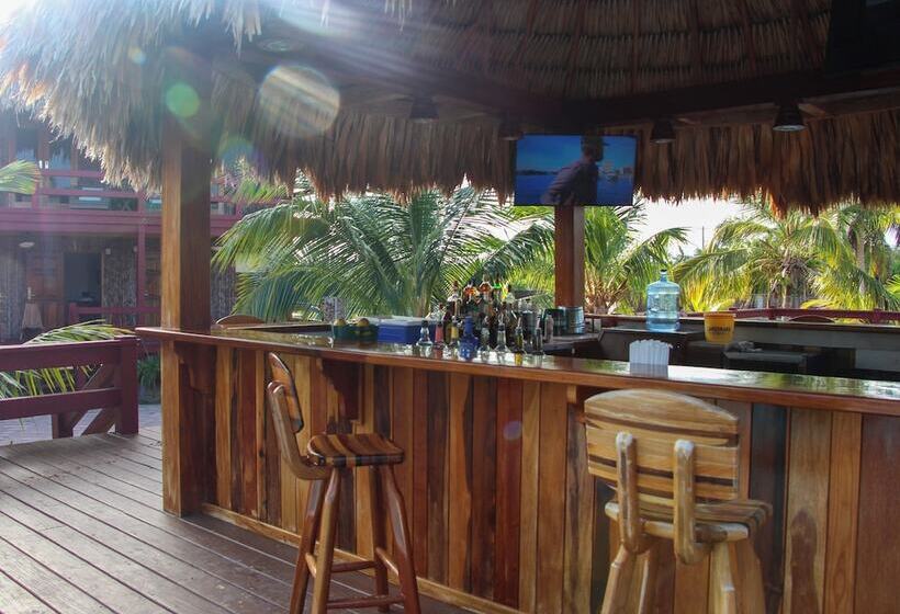 هتل El Ben Cabañas