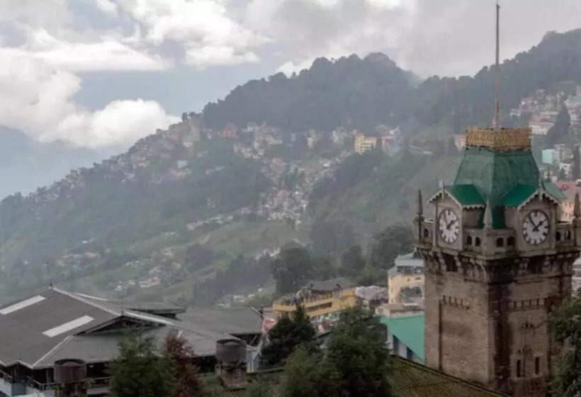 هتل Goroomgo Broadway Mall Road Darjeeling