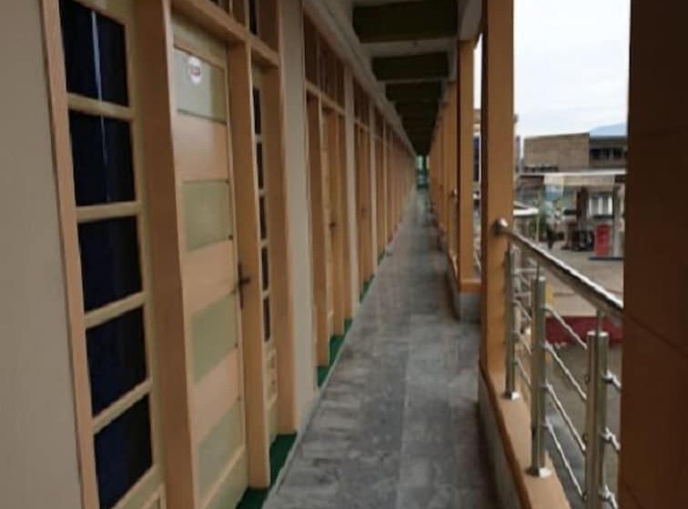 هتل Kamran International