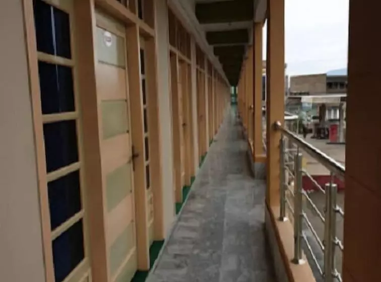 هتل Kamran International