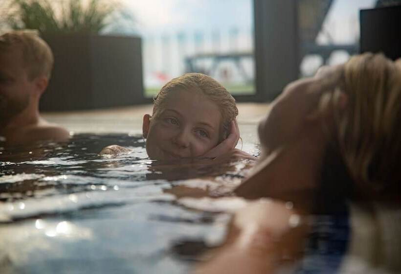 בית מלון כפרי Lalandia Søndervig