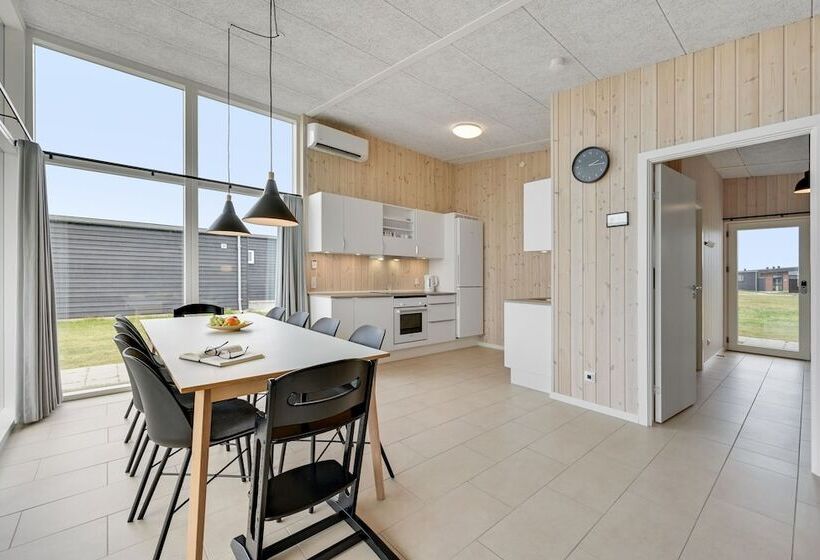 בית מלון כפרי Lalandia Søndervig