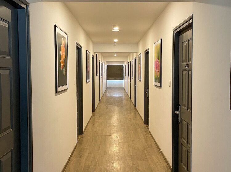 هتل Lords Eco Inn Belagavi