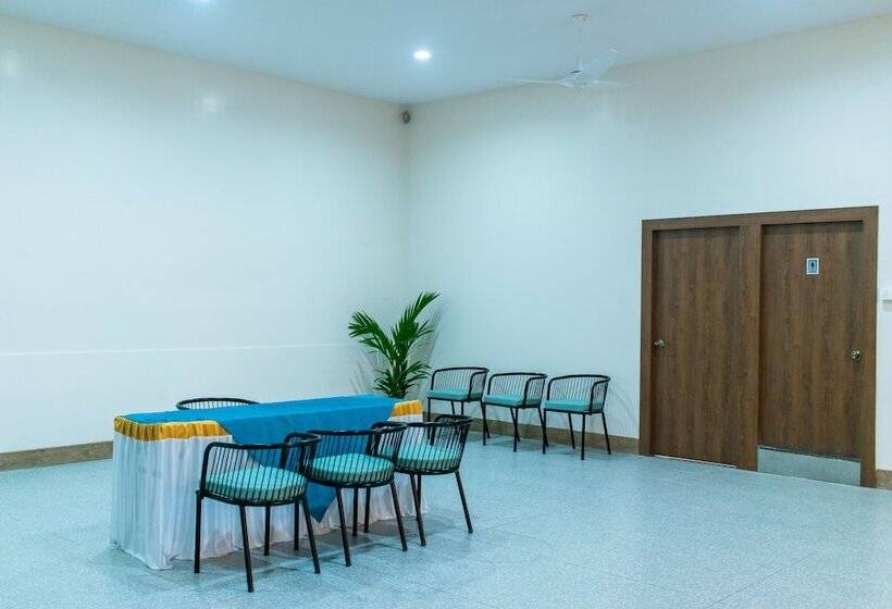 هتل Lords Eco Inn Belagavi