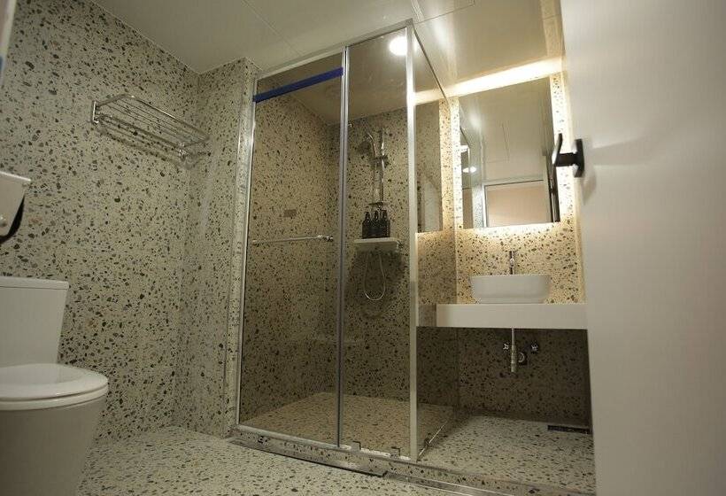 בית מלון כפרי Seven Step