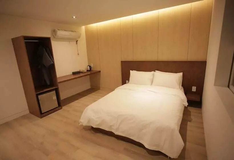 ホテル Seven Step