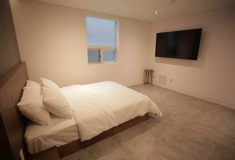 ホテル Seven Step