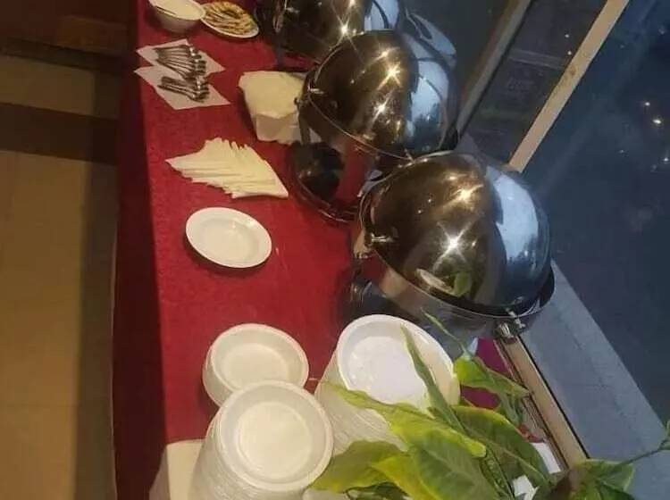 هتل Sitara
