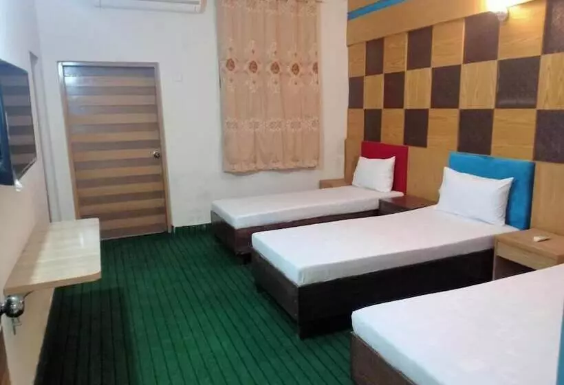هتل Sitara