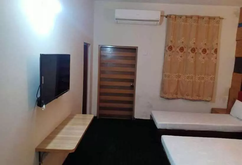 هتل Sitara