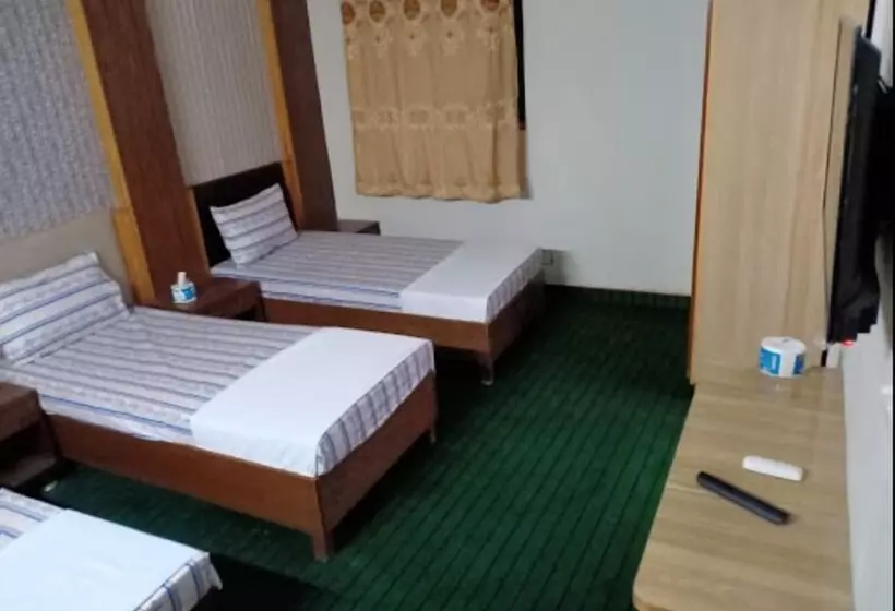 هتل Sitara