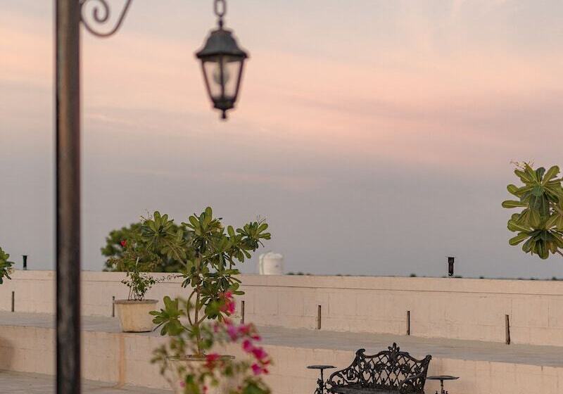 Hotel Tree Of Life Darbargadh, Dared