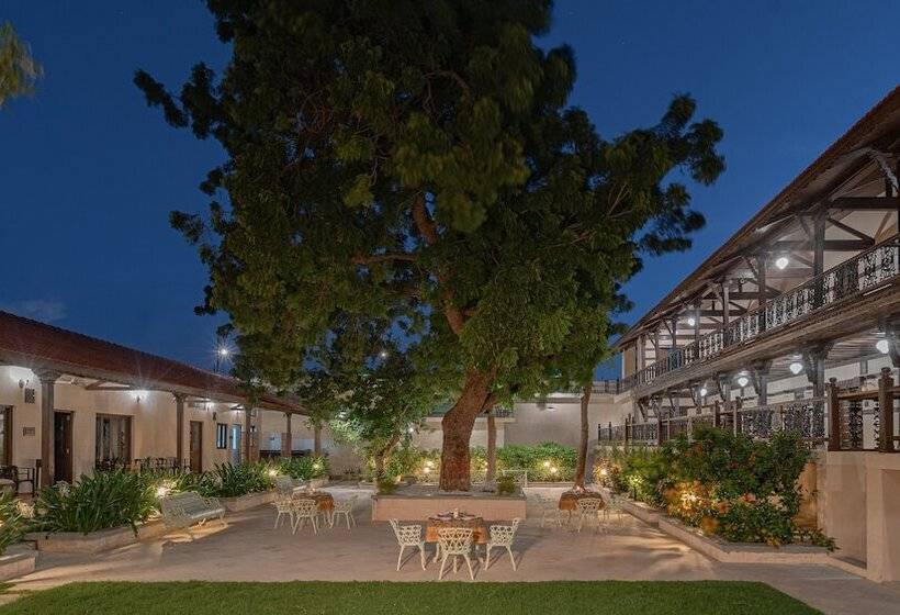 Hotel Tree Of Life Darbargadh, Dared