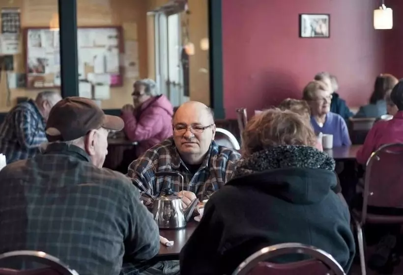 ホテル Whitewood Inn