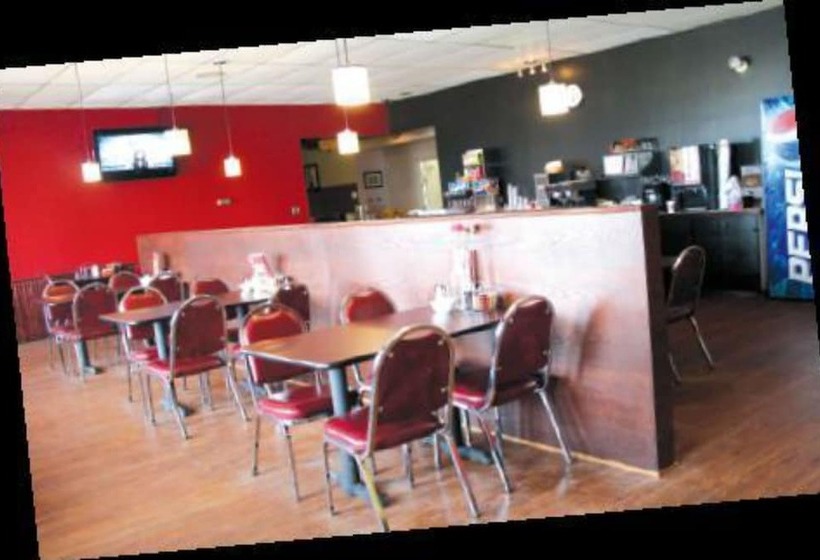 فندق Whitewood Inn