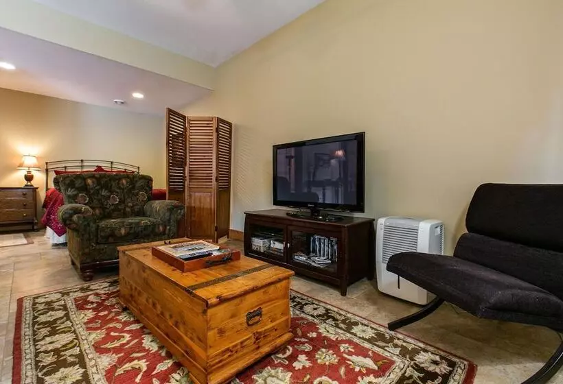 Lorelei Cabins Edelweiss