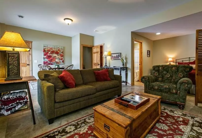 Lorelei Cabins Edelweiss