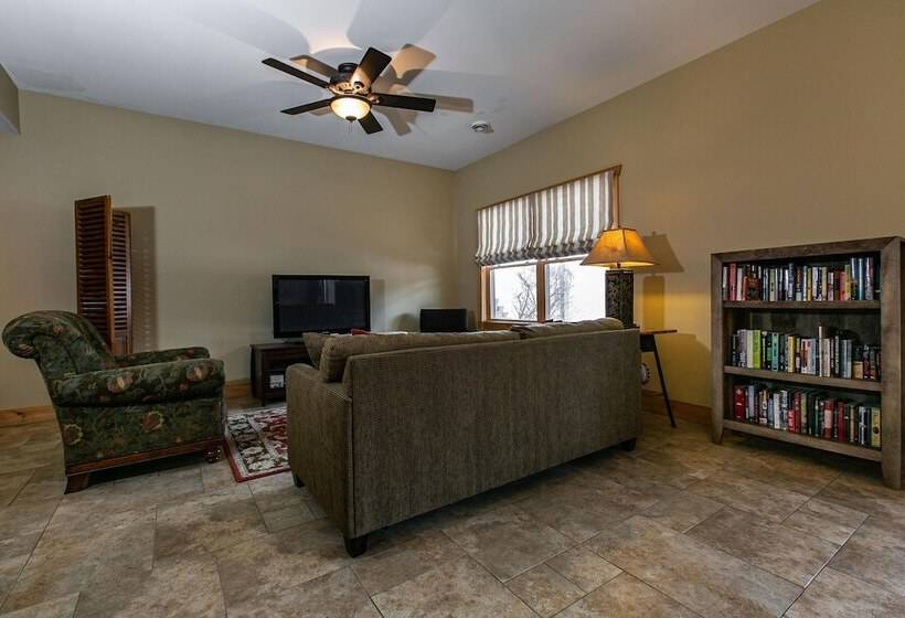 Lorelei Cabins Edelweiss