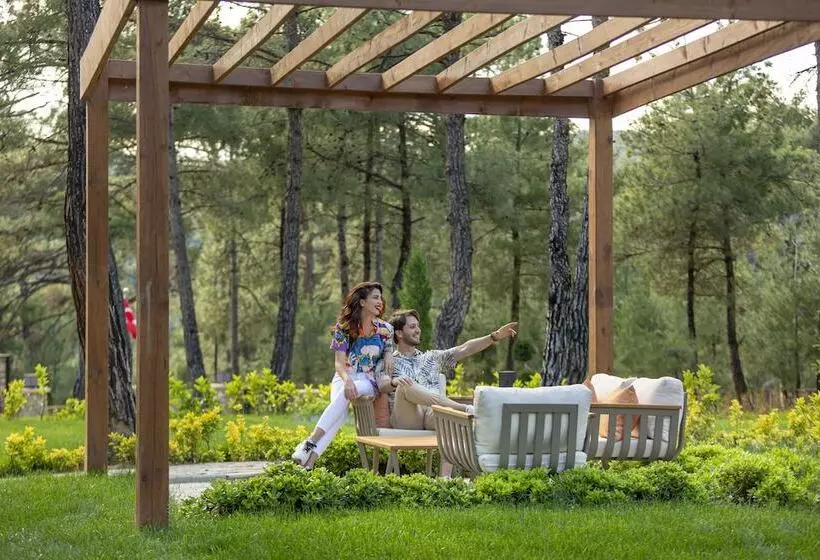 Marisstone Hotel Villa