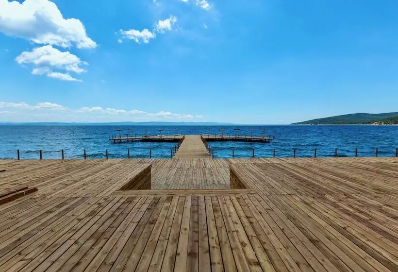 Marisstone Hotel Villa