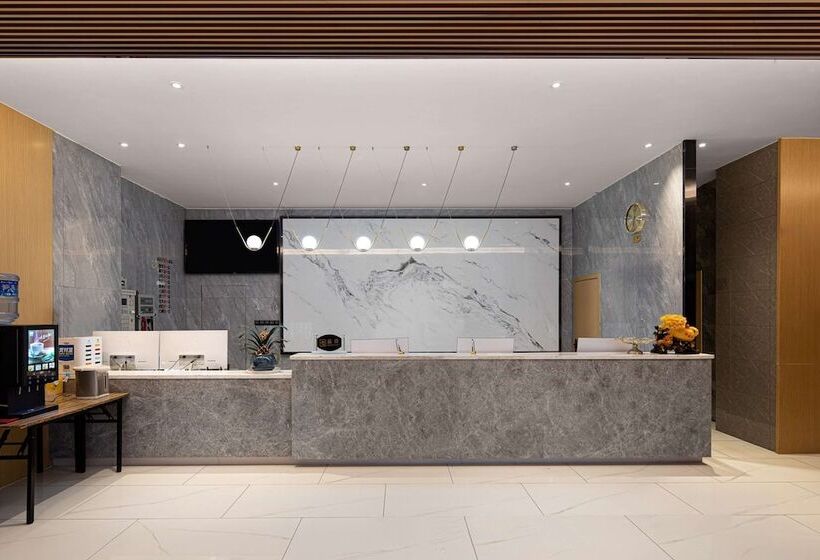 Microtel By Wyndham Miluo Downtown