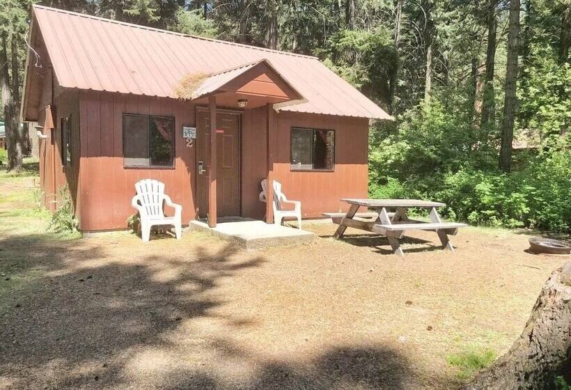 モーテル Silver Beach Resort