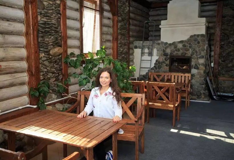 Park Hotel Maple Grove