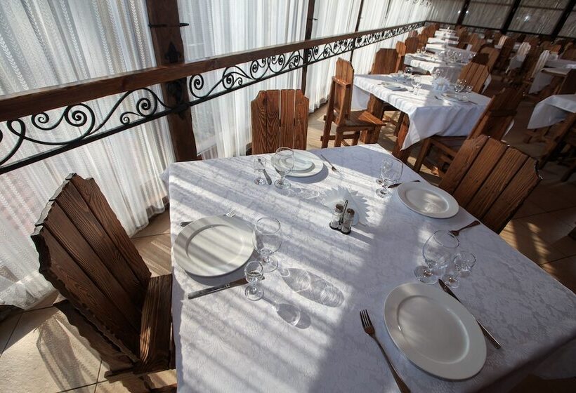 Park Hotel Maple Grove