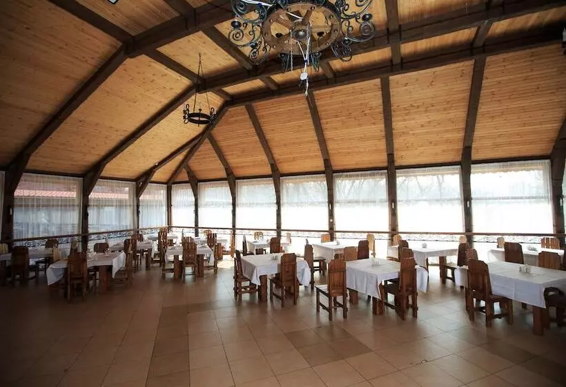 Park Hotel Maple Grove