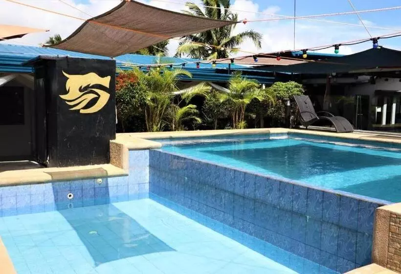 ペンション 8 Dragons Private Resort And Events Place By Cocotel