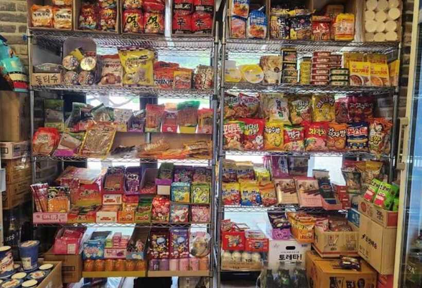 Pensione Hongcheon Coco Vivaldi Glamping Caravan