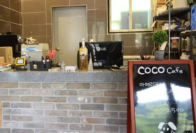 ペンション Hongcheon Coco Vivaldi Glamping Caravan