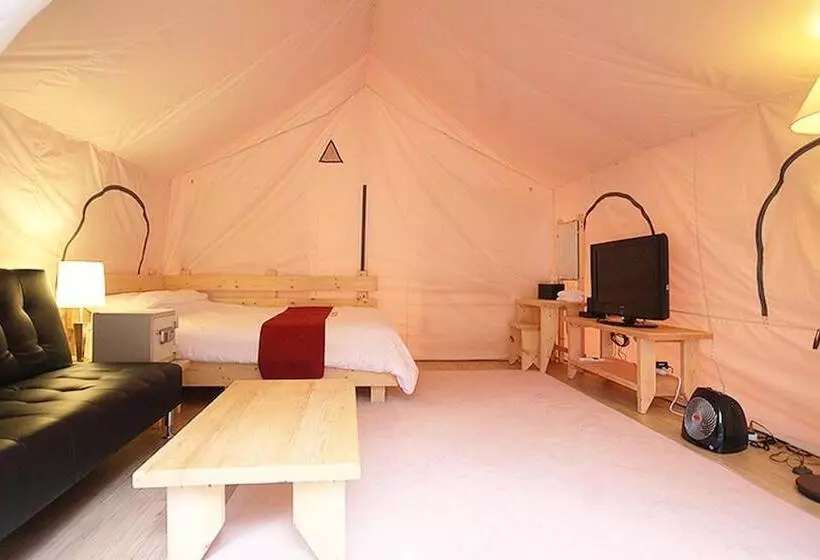 ペンション Hongcheon Coco Vivaldi Glamping Caravan