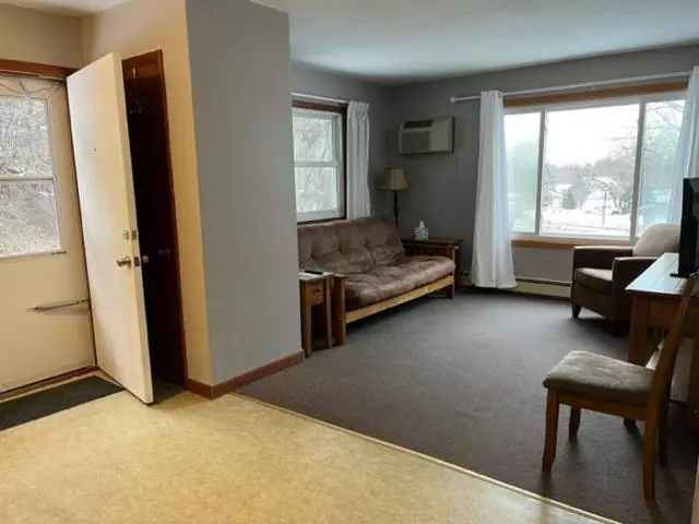 ペンション Little Bluff Inn