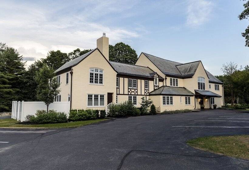 بنسيون Surrey Williamson Inn