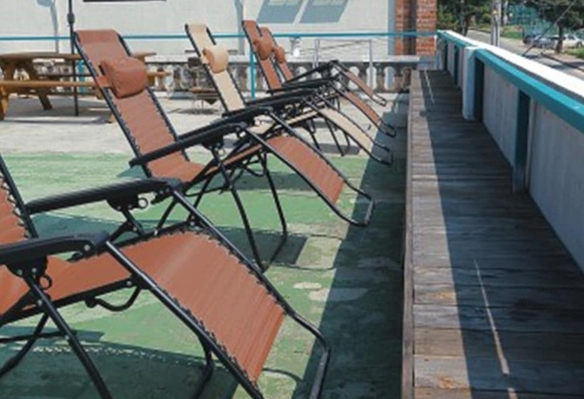 Pension (Hôtel basse catégorie) Yangyang Mokusurf